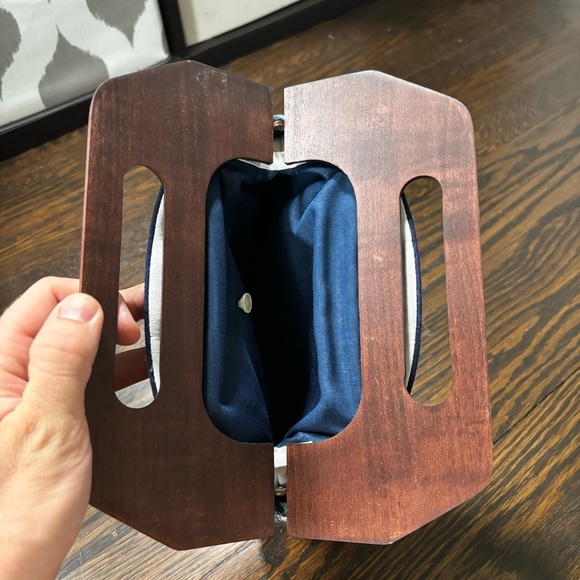 Vintage Granny Style Clam Shell Closure Purse Wooden Handle Green Plaid - Picture 3 of 3